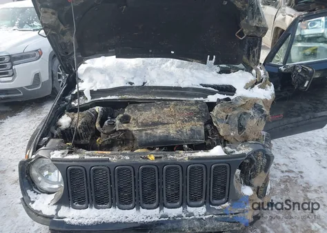 2017 Jeep Renegade Trailhawk 4X4 из США, поврежденный, VIN ZACCJBCB0HPE79397